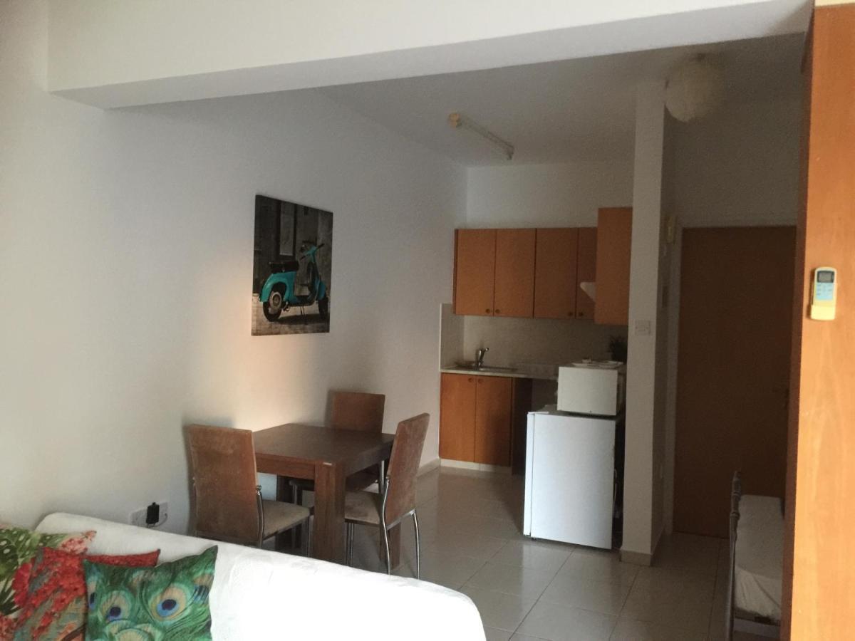 Davi's Apartamento Paphos